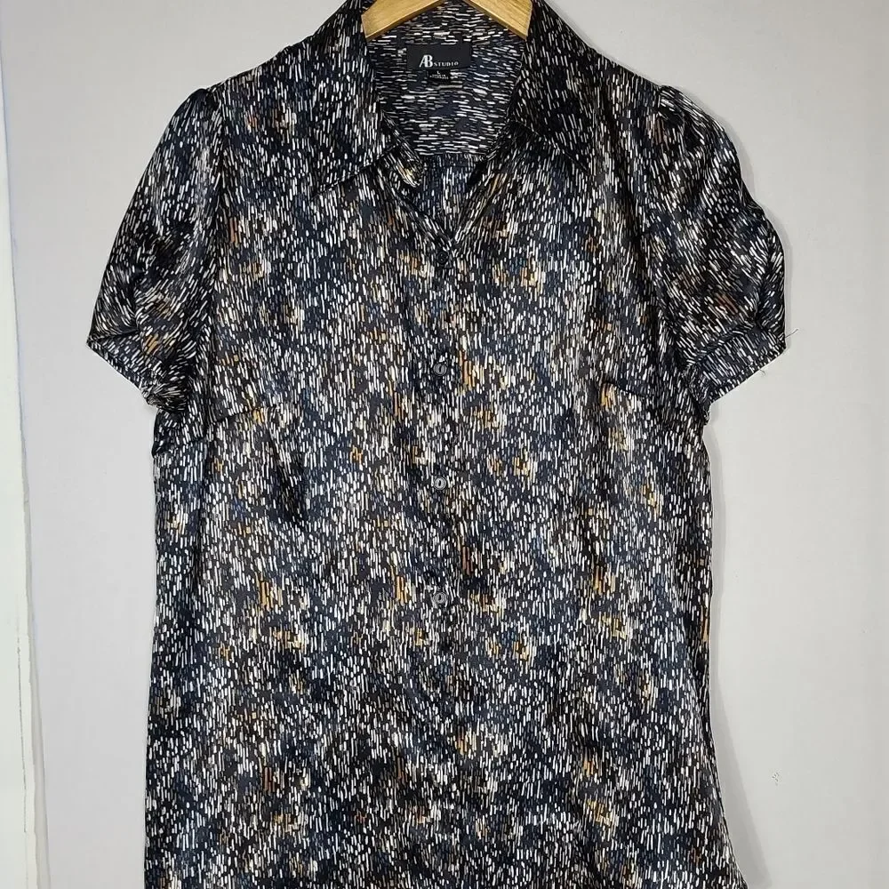 AB Studio Large Button Down Shirt - Picture 7 of 9